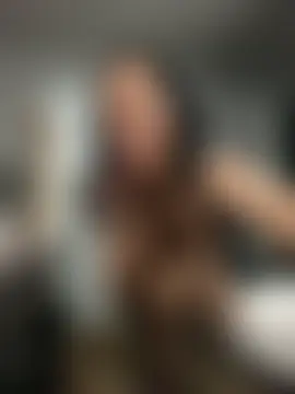 Michellecinnamon Show in webcam