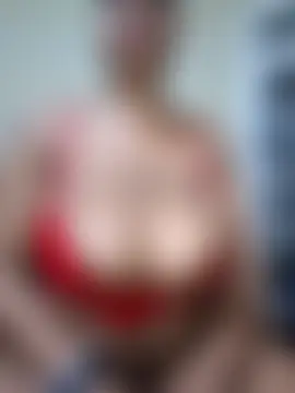 sexy_boobs97 Show in webcam