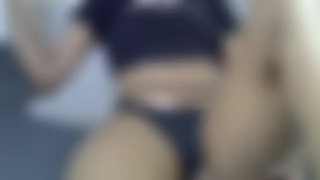 Naughtylong: διαδικτυακό σόου στην κάμερα