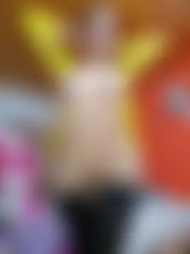 Shermie24 Show in webcam