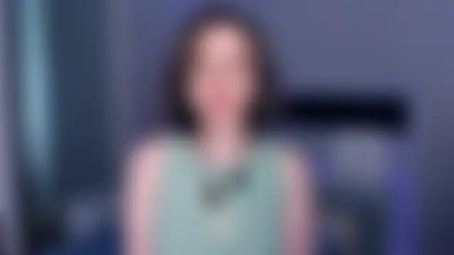 Pokazy przed kamerką – CrystaLeah