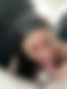 AvaFlowers6's Webcam Show