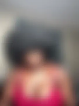 WomanNextdoor1's Webcam Show