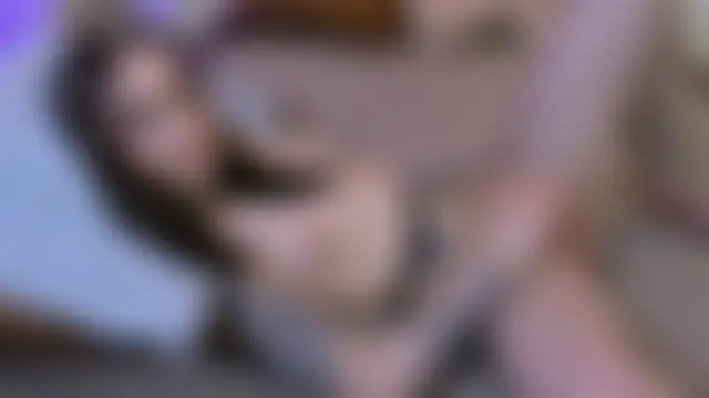 NaughtyLoryy Adlı Modelin Canlı Seks Kamerası Şovu