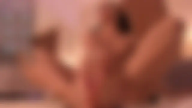 MalejaSanz's Live Chat Room