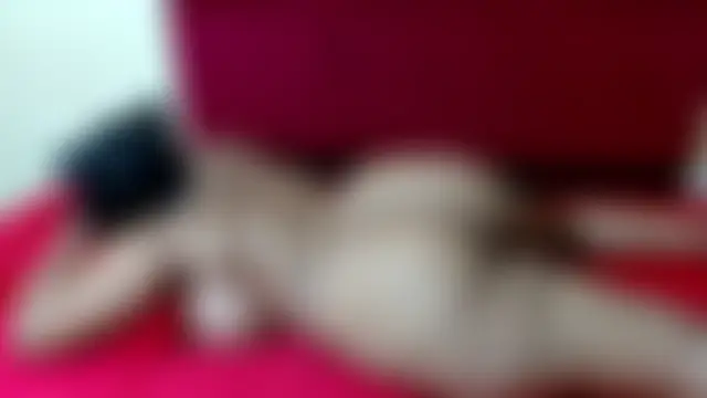 HugeTitisxx's Webcam Show