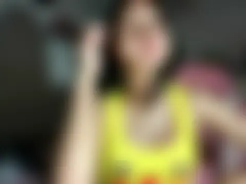 Naughtychen18's Live Sex Cam Show