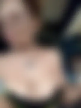 แชท XXX สดของ FrozenWaffle