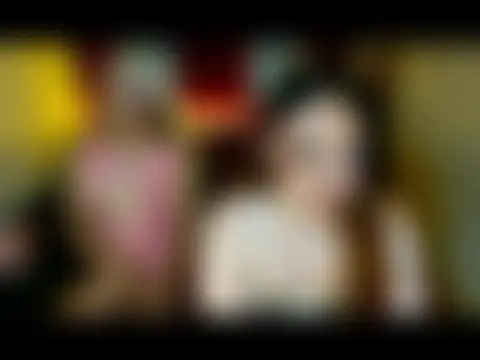 Phenomenal_Shemale: διαδικτυακό σόου στην κάμερα