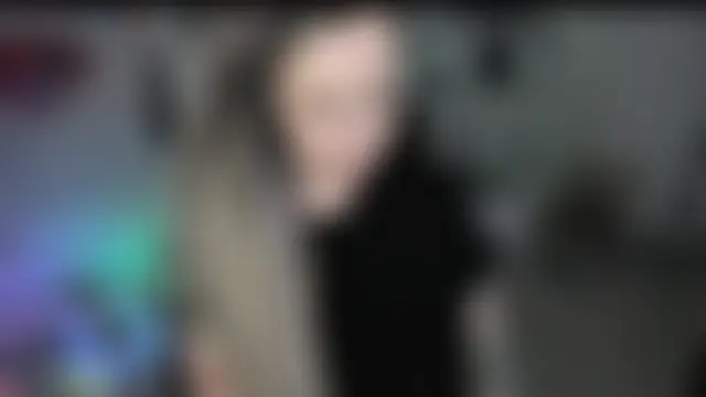 Živá chatovací místnost HoneySallyMoore