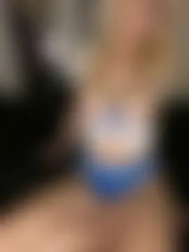 Blueafterdark's Webcam Show