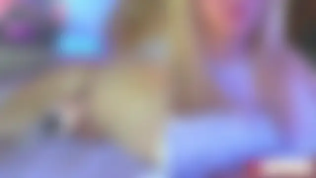 ChiaraLewis: онлайн-секс-шоу