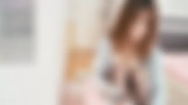 Yuzuki-sweet élő XXX-chatje