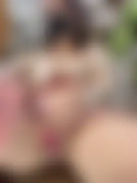 Emily-Nguyenのウェブカメラショー