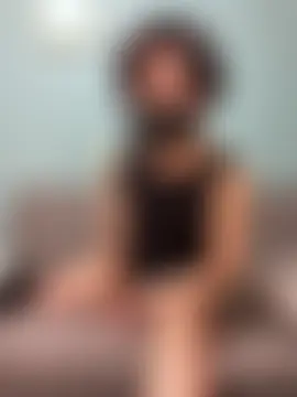 Show modela --ha-ru-- na web-kameri