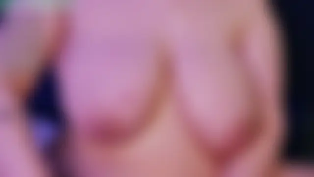 Show modela BeeaMayer na web-kameri