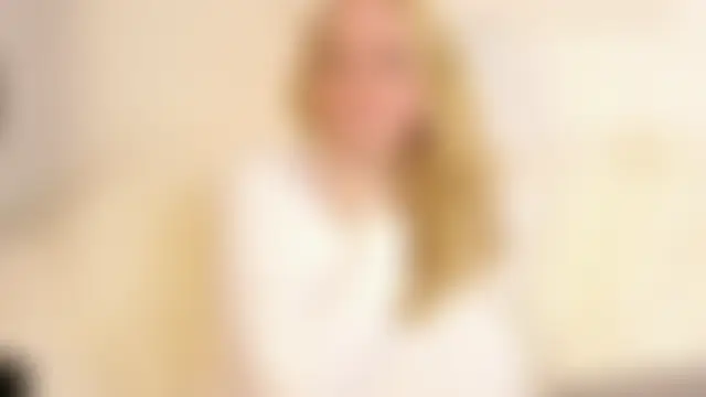 Sarah4you's Webcam Show