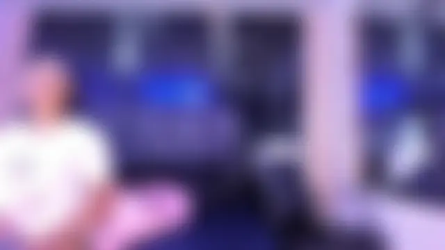 BustyGlow's Live XXX Chat