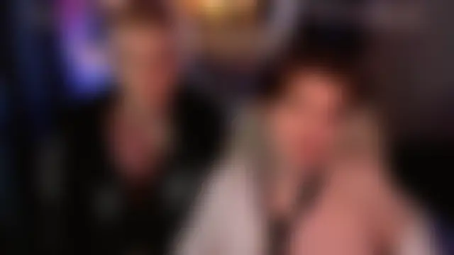 itsyanbb's Live Chat Room