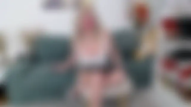 EmilyLoove 网络视讯表演