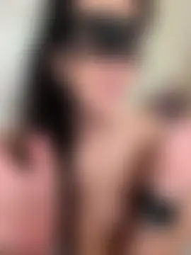 Онлайн чат EmySkinny85