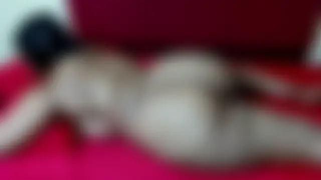 HugeTitisxx's Webcam Show