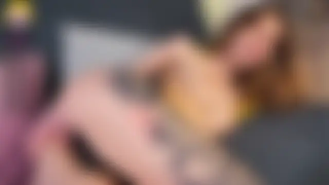 EdlinHargus লাইভ XXX চ্যাট