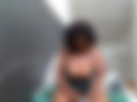 BustieMandy Chat XXX live