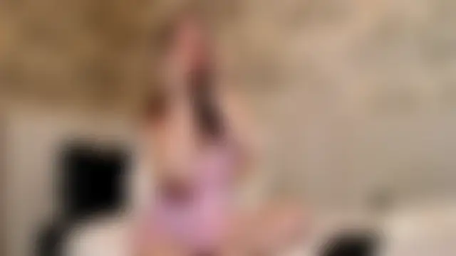 PrettyTayaOne webkamerás műsora