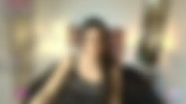 Zoe__Taylor__'s Live Chat Room