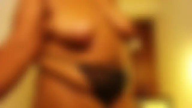 Astrid_Black's Webcam Show