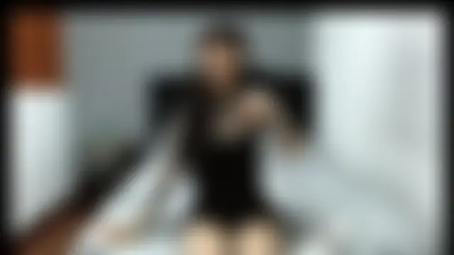 Emilia_1995 live XXX chat