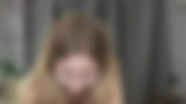 JoanBaggottのライブXXXチャット