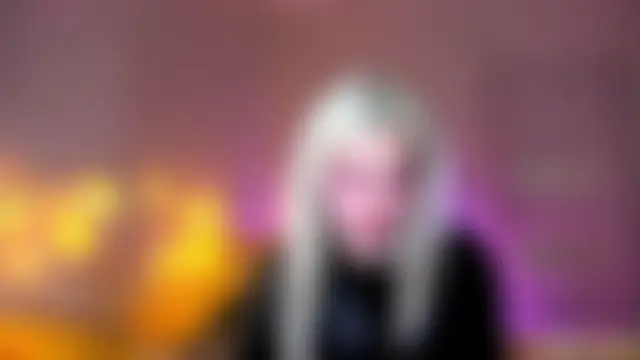 LillyMoure_ Live Chatraum