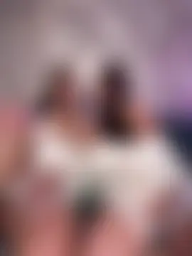 Emma_Cattn Webbikameraesitys