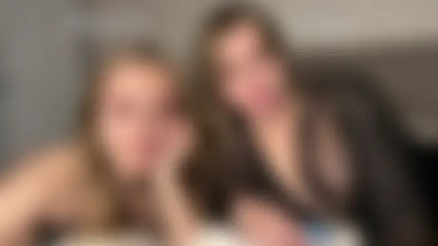 PinkNoir: вебкам-шоу