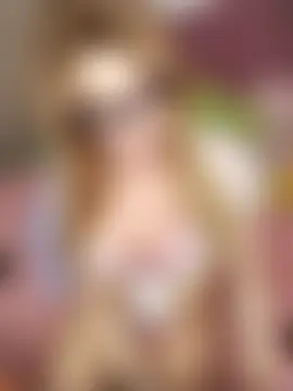 Im_sofia_Gill: απευθείας σέξι σόου στην κάμερα