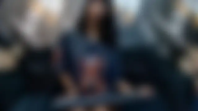 Lilmisbaddyxxx's Live XXX Chat