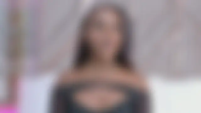 Sally-Noa's Live XXX Chat