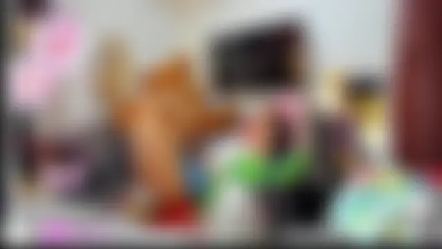 Lawrncesofiets: διαδικτυακό σόου στην κάμερα