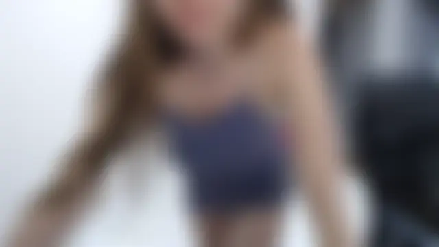 AnnaSweet18's Webcam Show