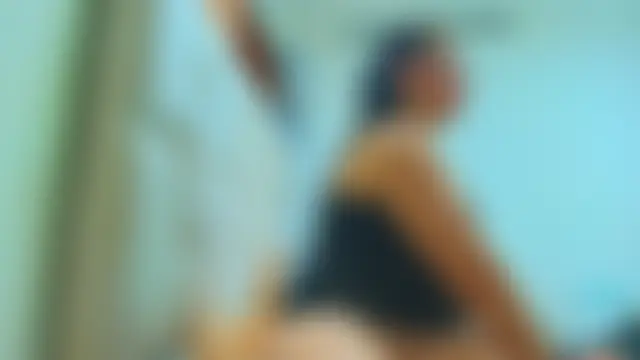 CharlotteSchmidtt's Live Chat Room