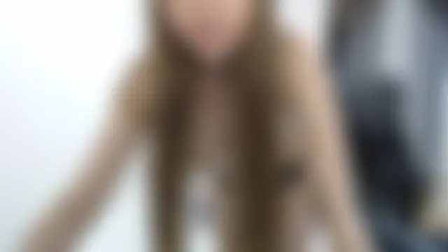 AnnaSweet18's Webcam Show