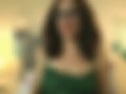 IberianMoonMK Show in webcam