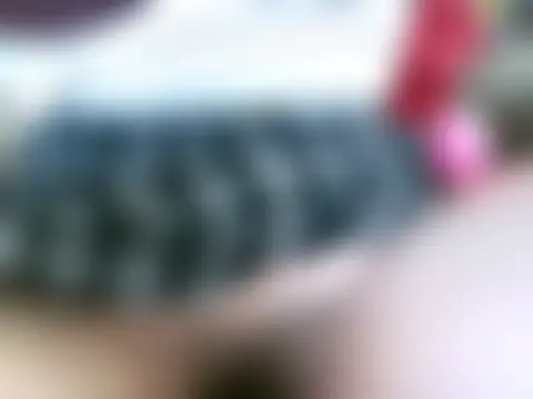 Show modela TheGirlWhoStandsUp na web-kameri