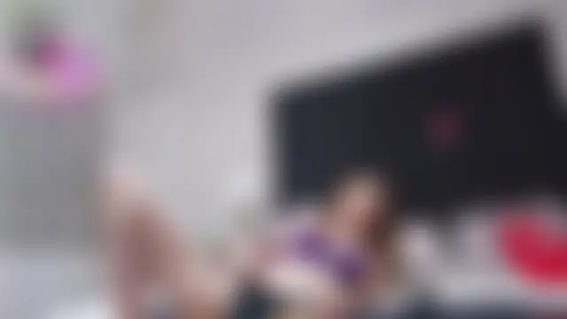 Ella_Lizzie Live Chatraum