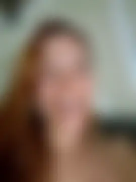 SlimBellaa Show in webcam