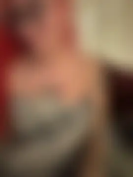 MrsRedFoxy's Webcam Show