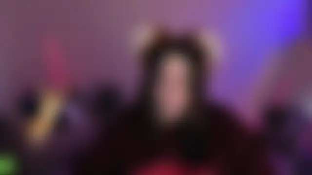 Mia_R0ss Adlı Modelin Canlı XXX Sohbeti