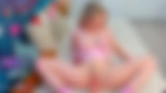 Emilly_Hart: απευθείας σέξι σόου στην κάμερα